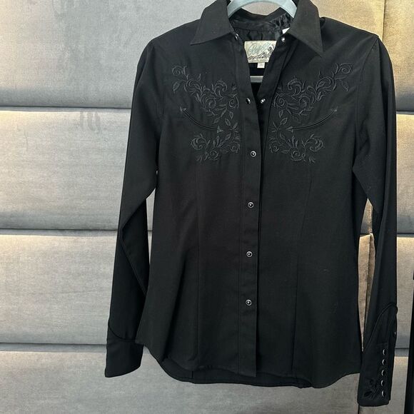 Roper Tops - ROPER vintage women's snap down western shirt embroidered black on black size s